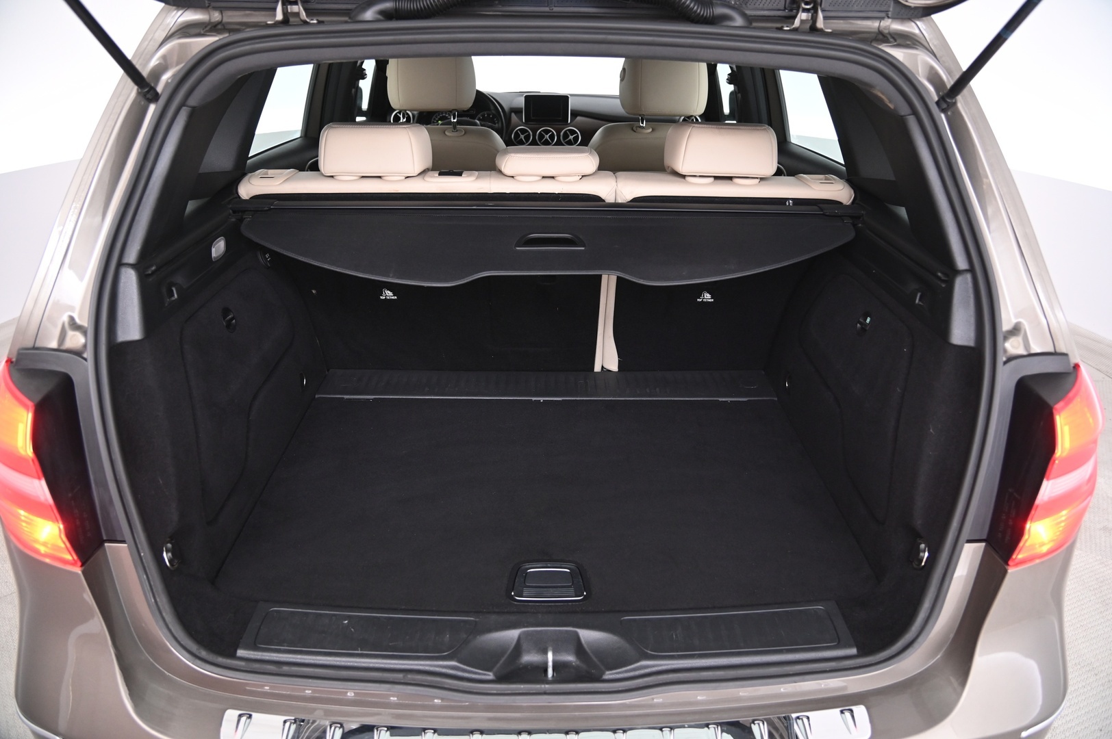 MERCEDES-BENZ B 2013