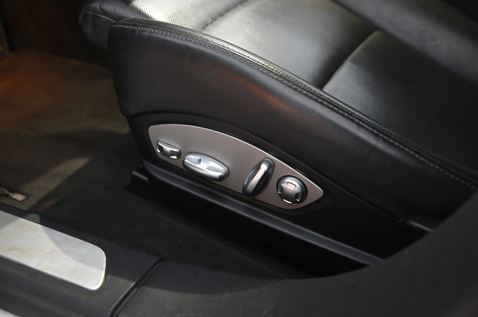 PORSCHE Panamera 2010