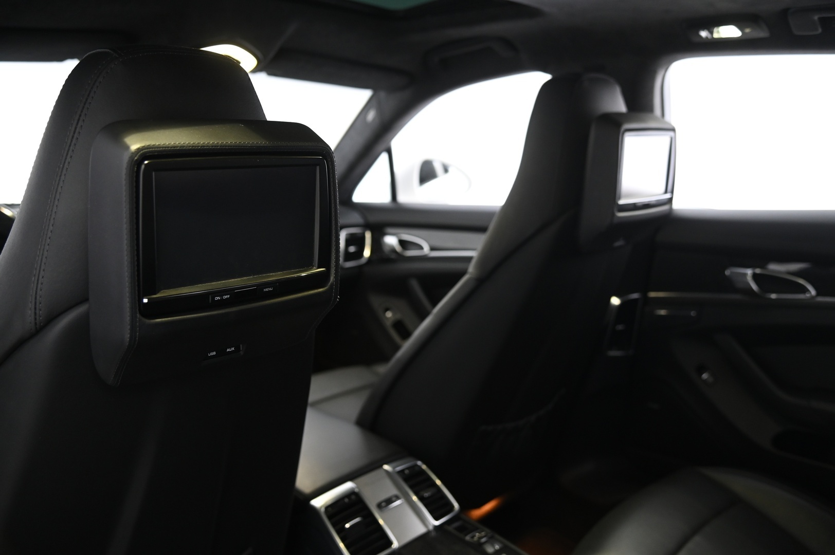 PORSCHE Panamera 2010