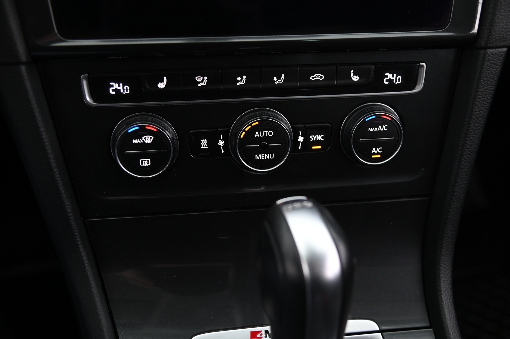 VOLKSWAGEN Golf 2018