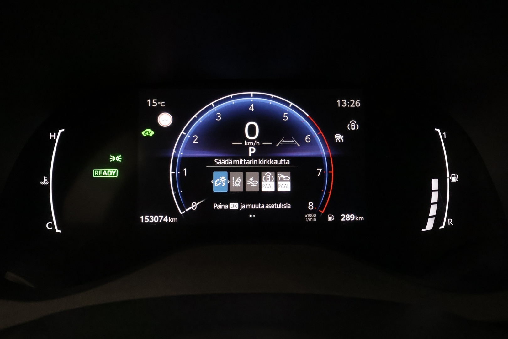 TOYOTA Yaris Cross 2024