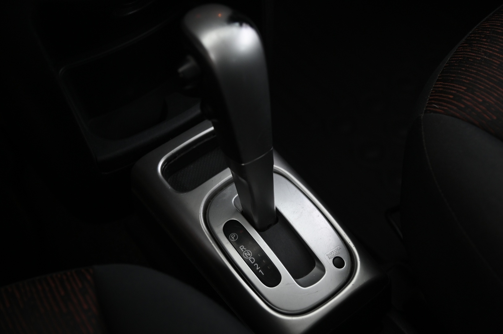 NISSAN Note 2010