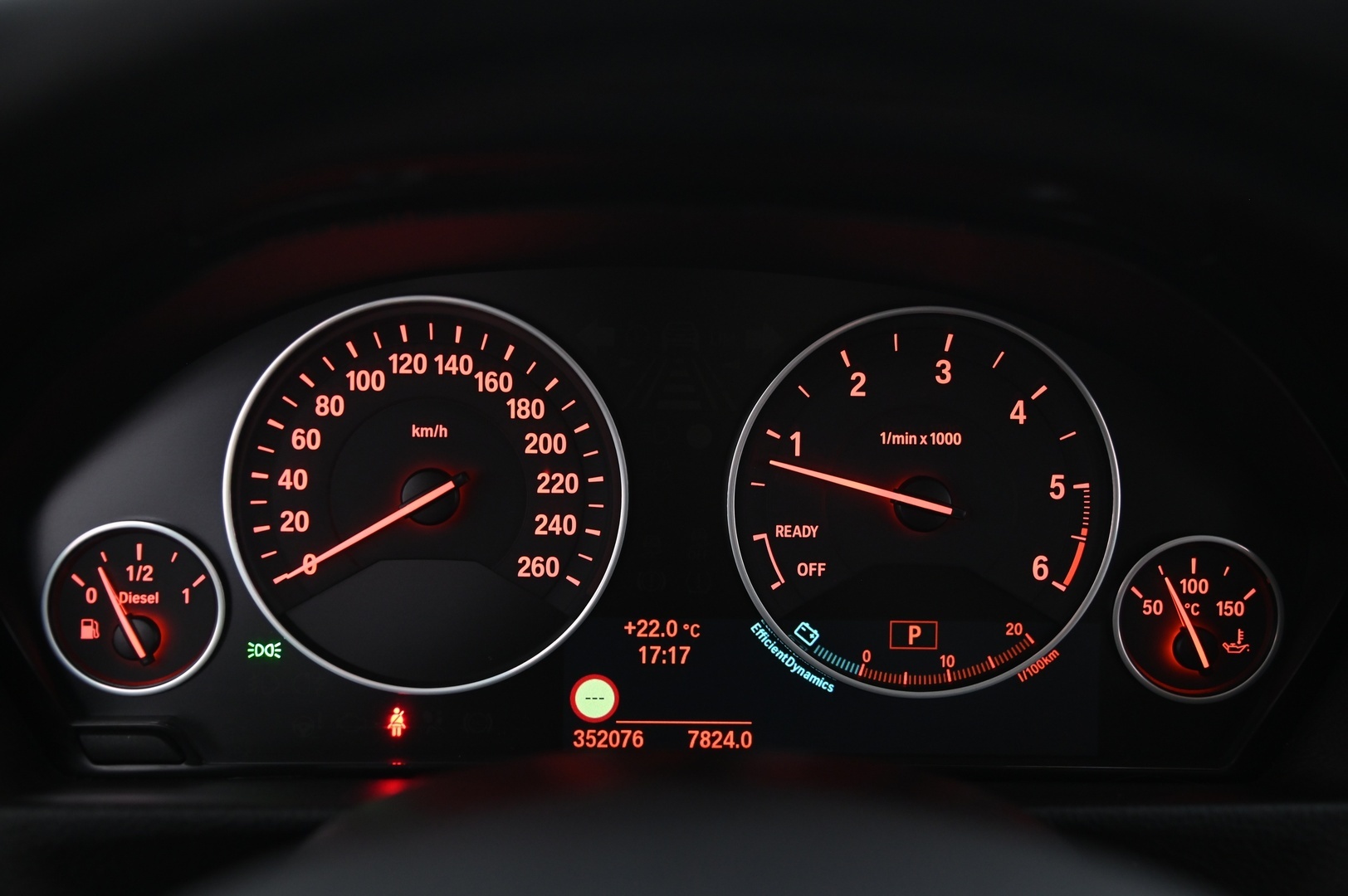 BMW 320 2012