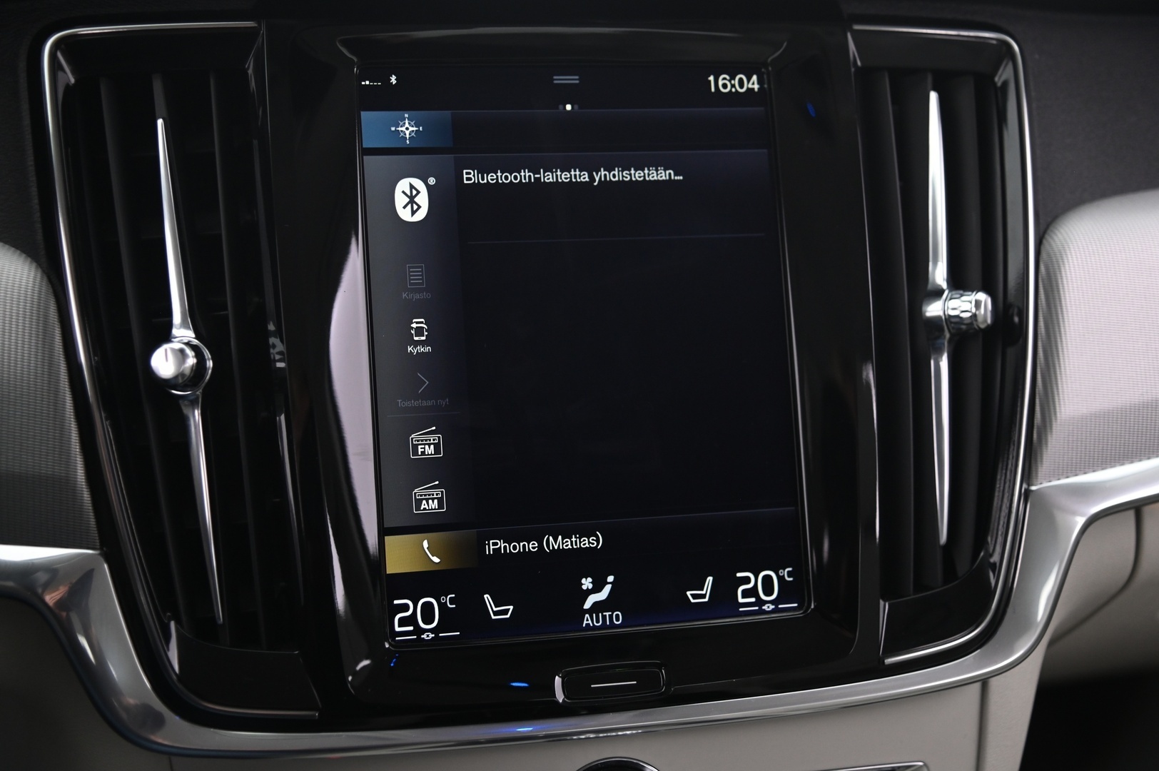 VOLVO S90 2017