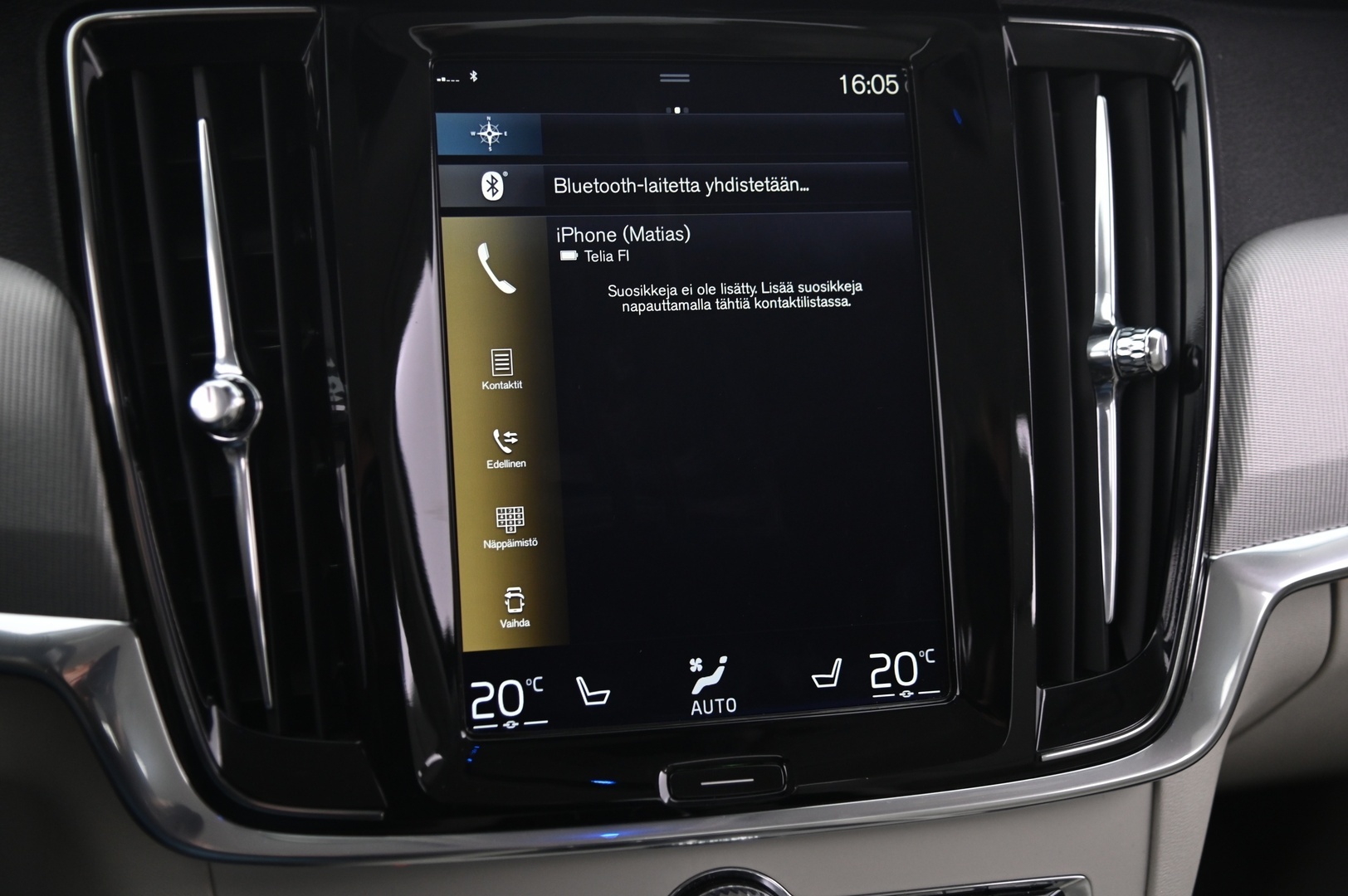 VOLVO S90 2017
