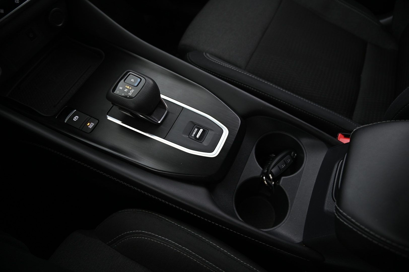 NISSAN Qashqai 2022