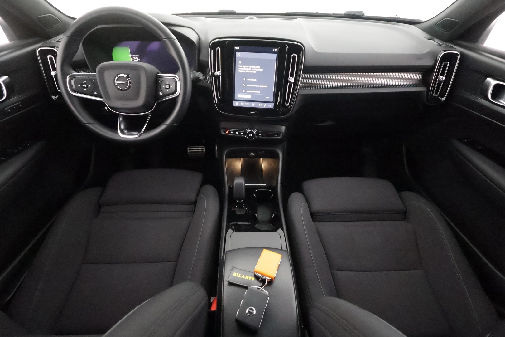 VOLVO XC40 2022