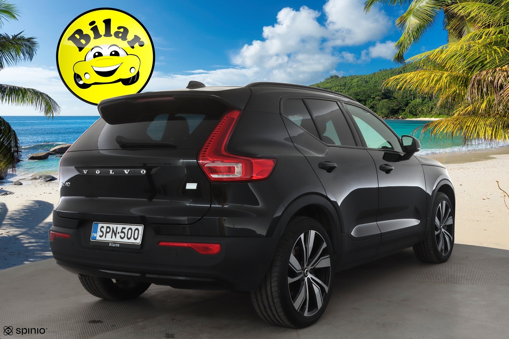 VOLVO XC40 2022