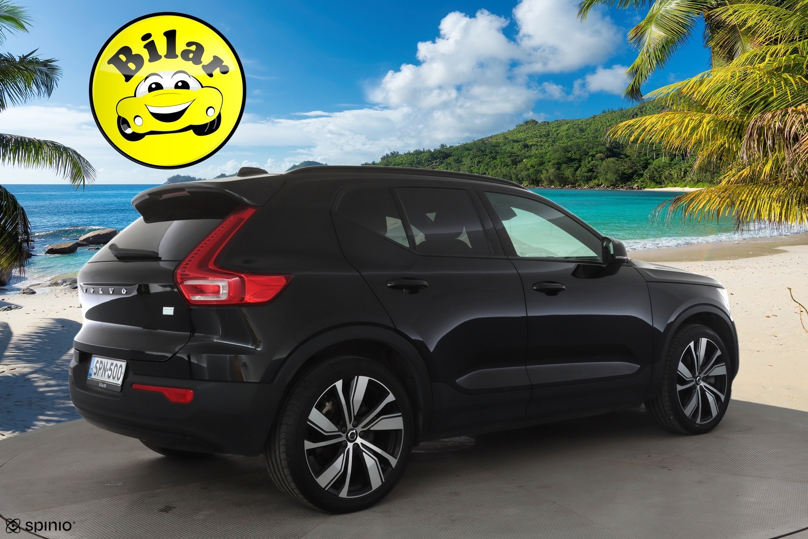 VOLVO XC40 2022