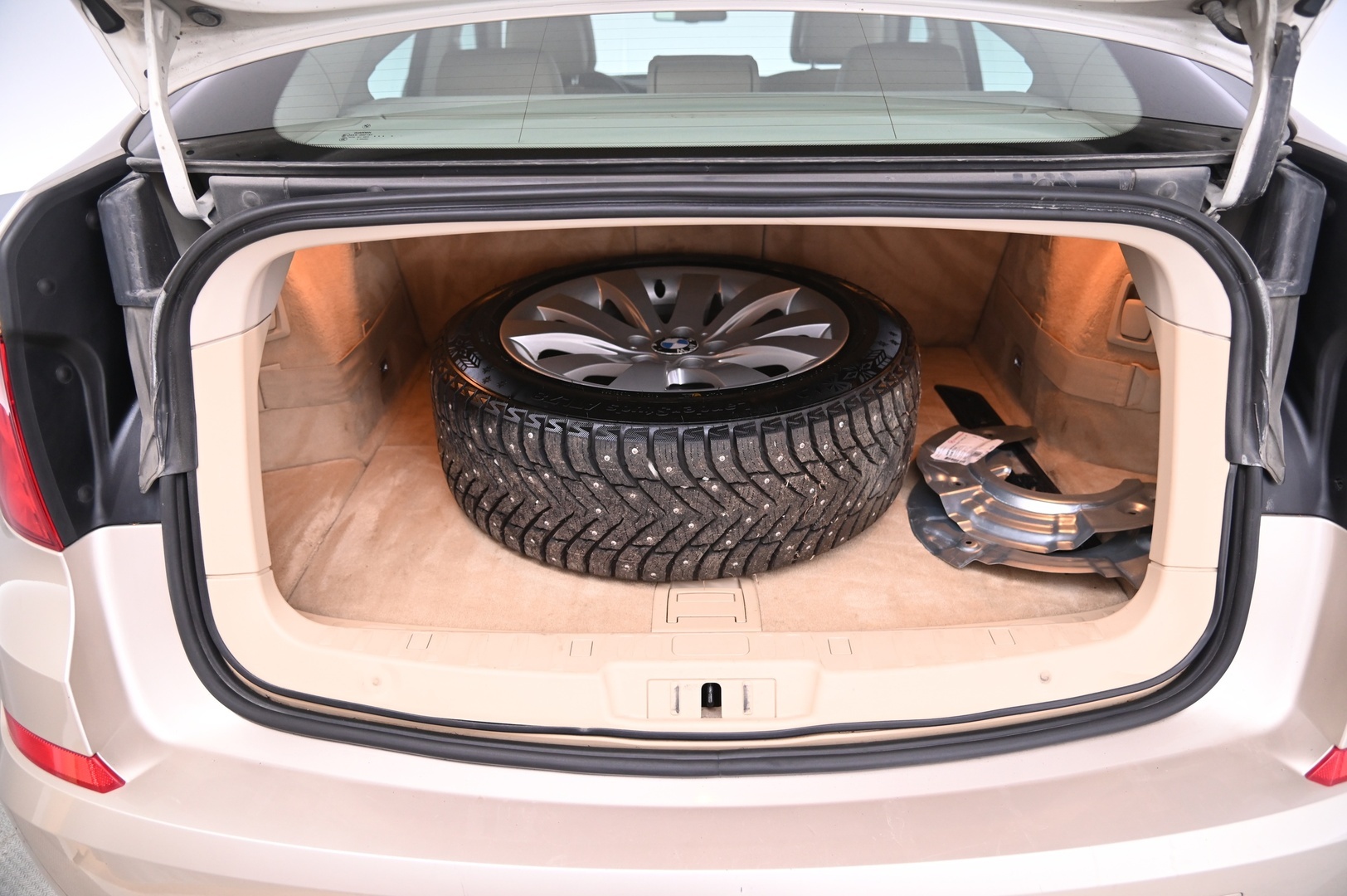BMW 530 2010