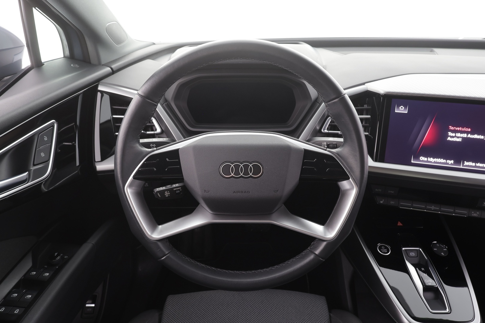 AUDI Q4 E-TRON 2023