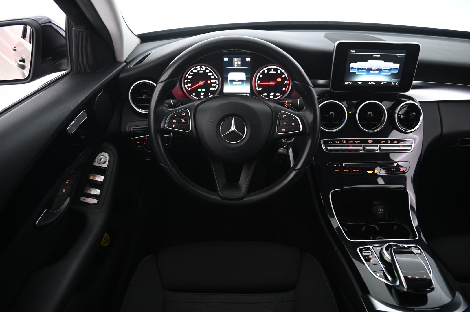 MERCEDES-BENZ C 2016