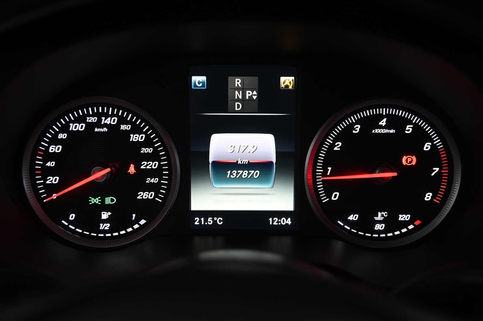 MERCEDES-BENZ C 2016