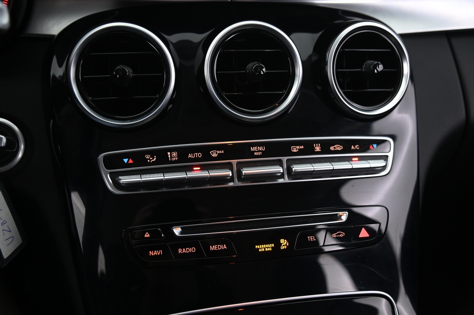 MERCEDES-BENZ C 2016