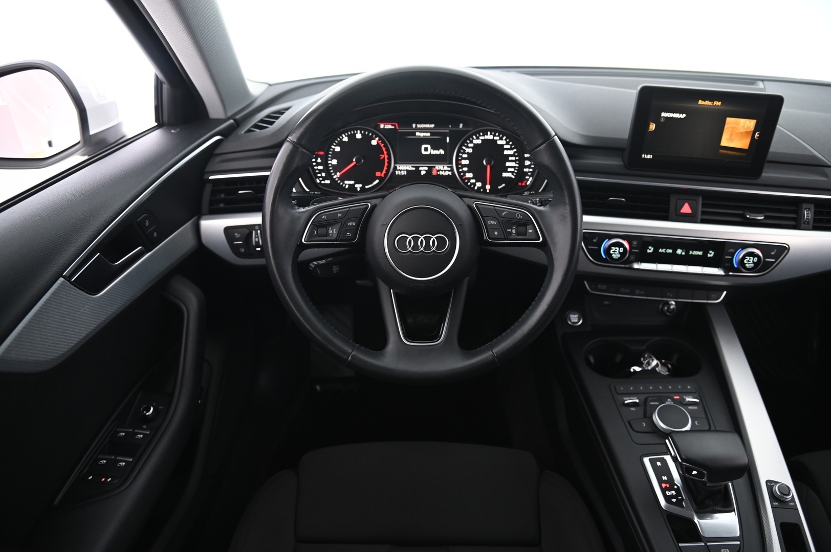 AUDI A4 2018