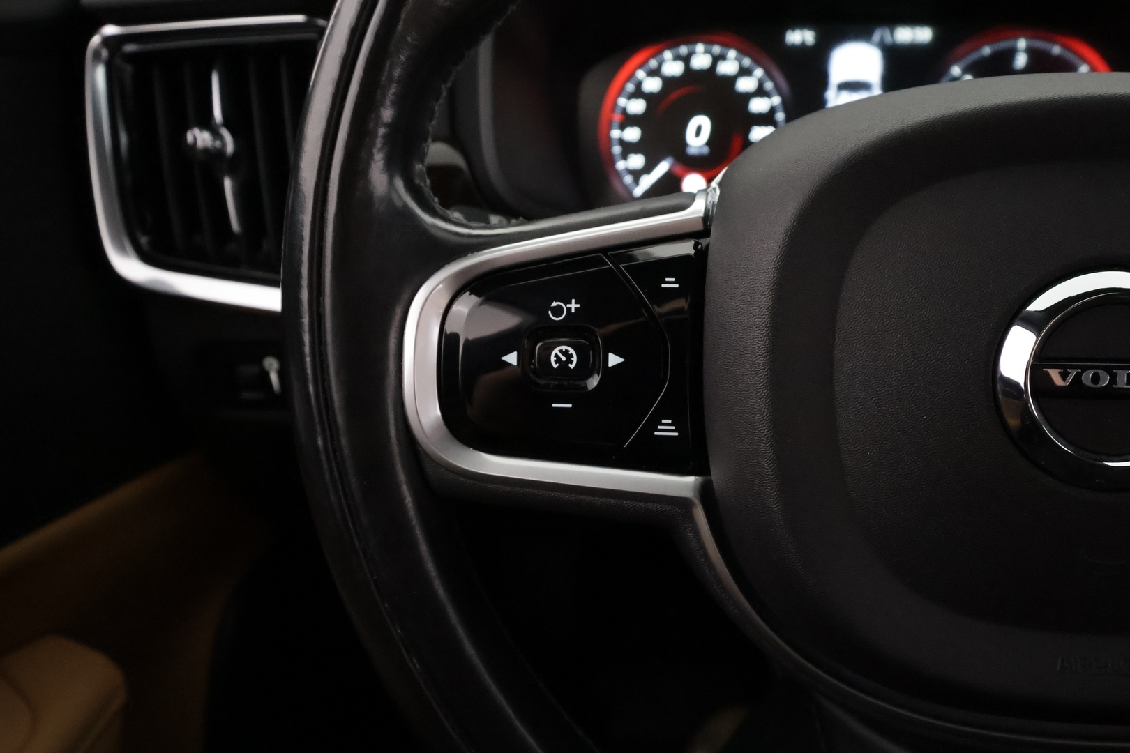 VOLVO V90 2017