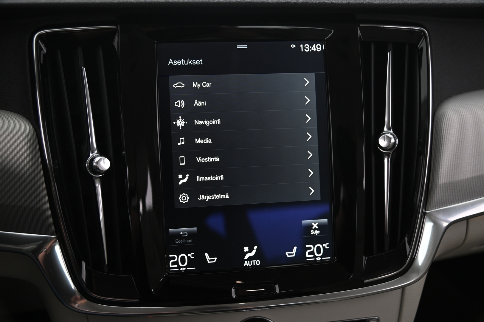 VOLVO S90 2017