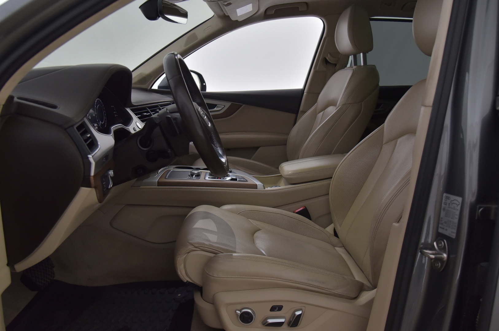 AUDI Q7 2017