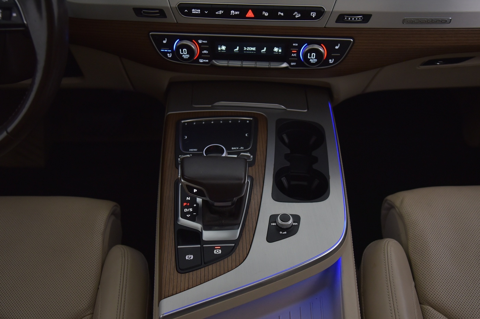 AUDI Q7 2017