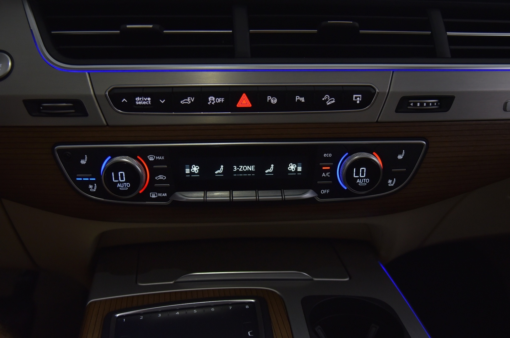 AUDI Q7 2017