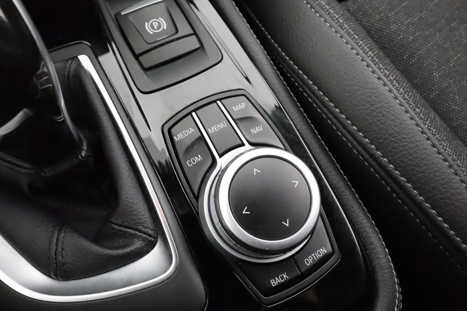BMW 218 2022