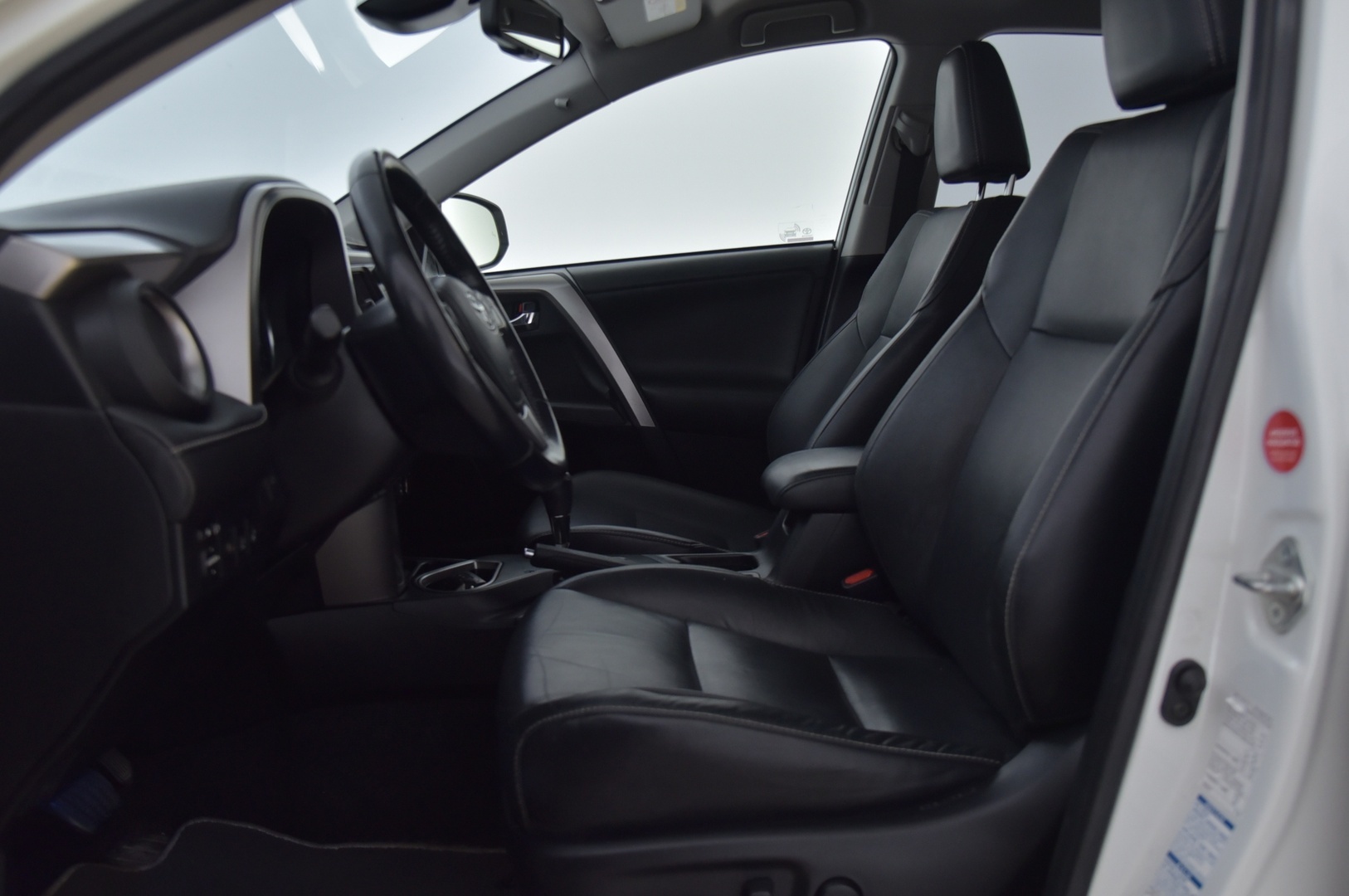 TOYOTA RAV4 2017