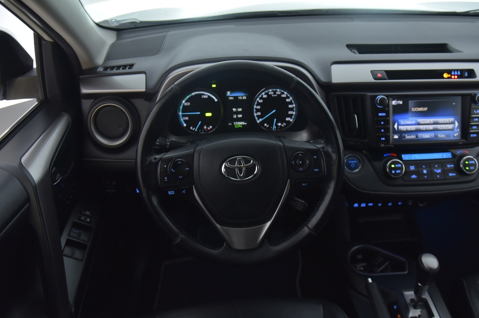 TOYOTA RAV4 2017
