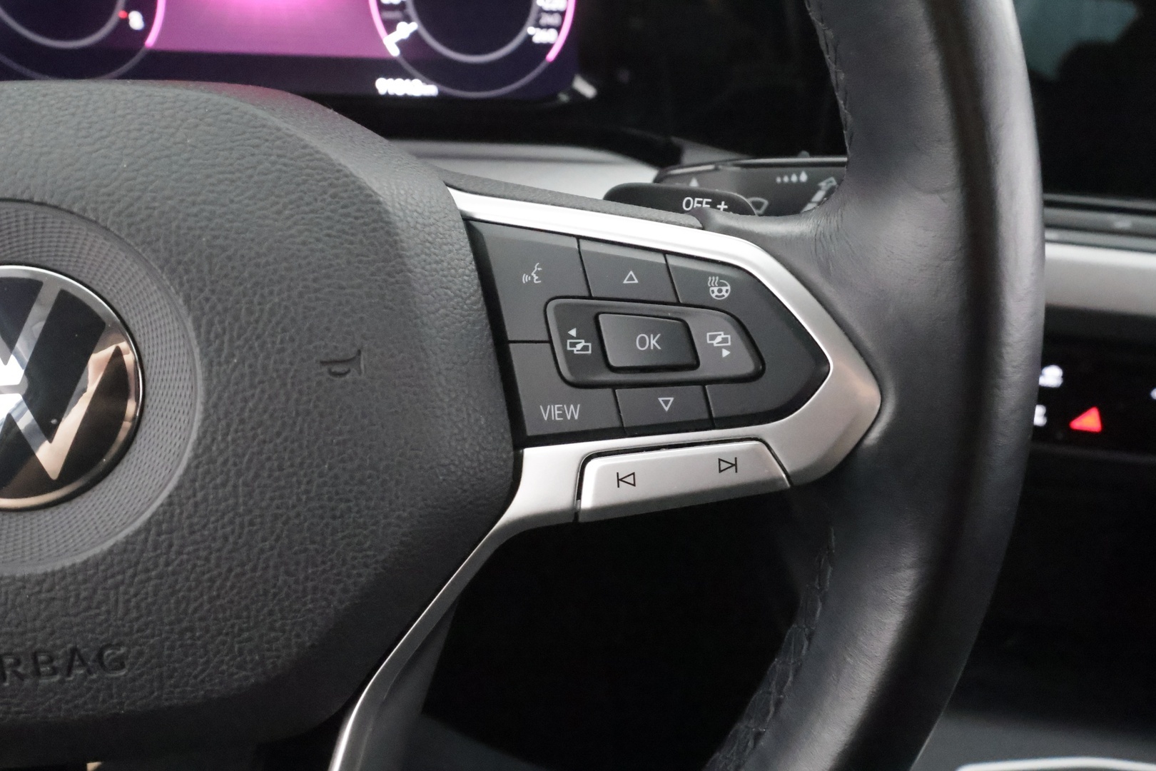 VOLKSWAGEN Golf 2020