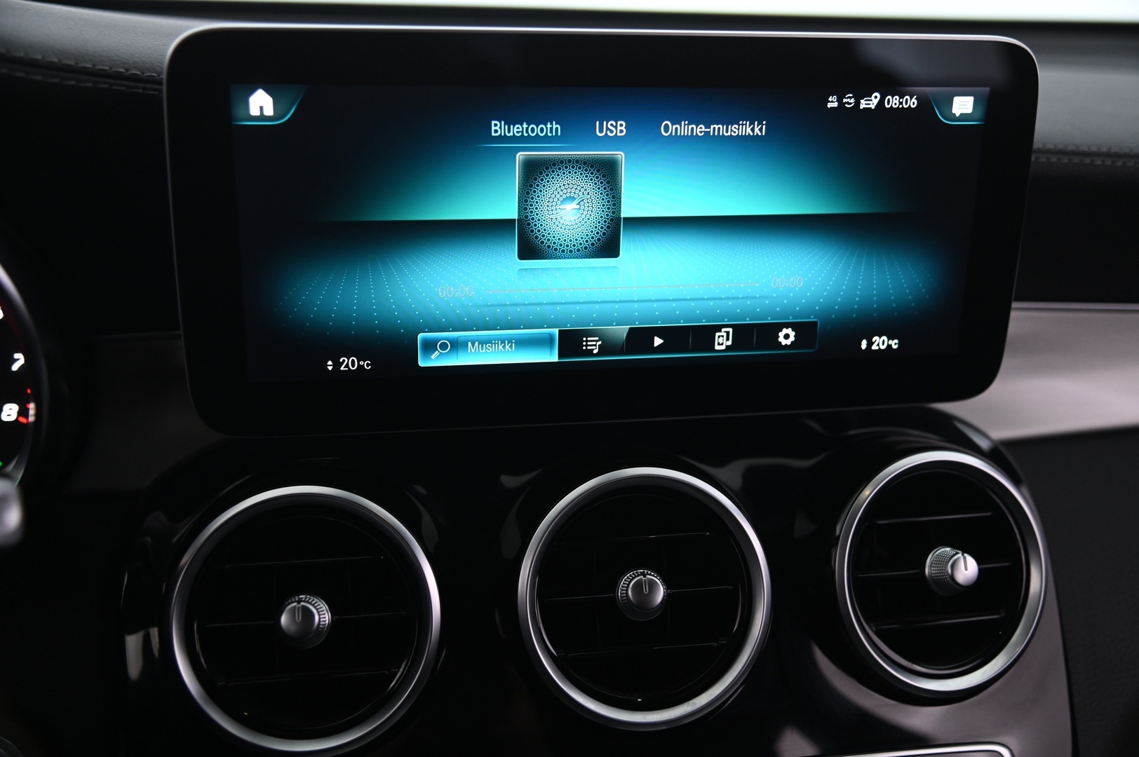 MERCEDES-BENZ GLC 2020