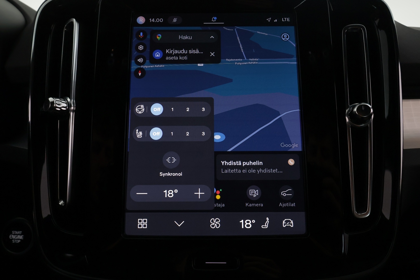 VOLVO XC40 2024