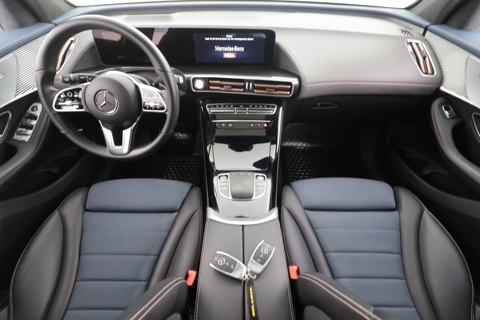 MERCEDES-BENZ EQC 2023