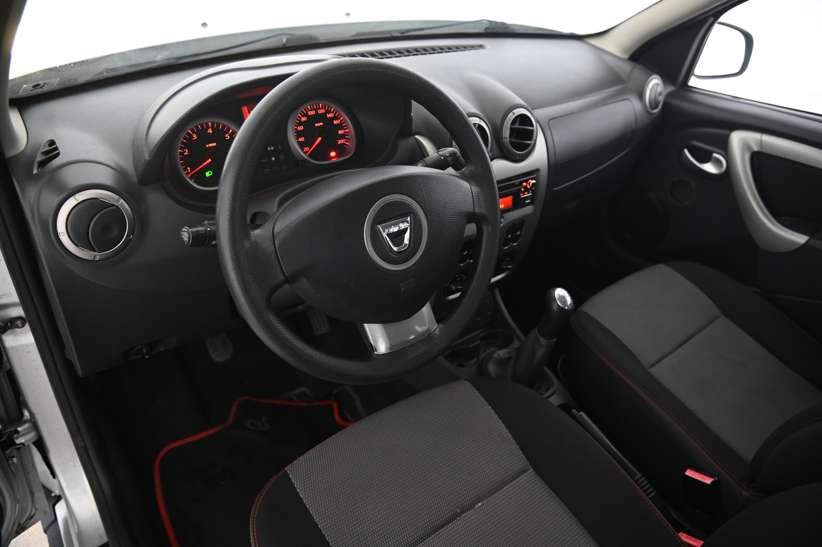 DACIA Duster 2013
