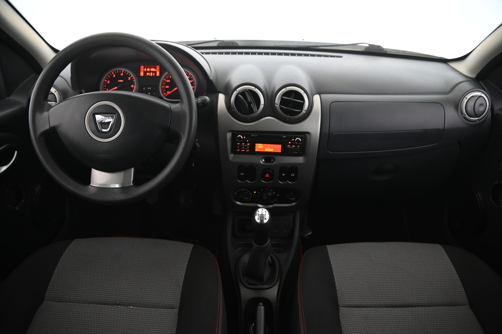 DACIA Duster 2013