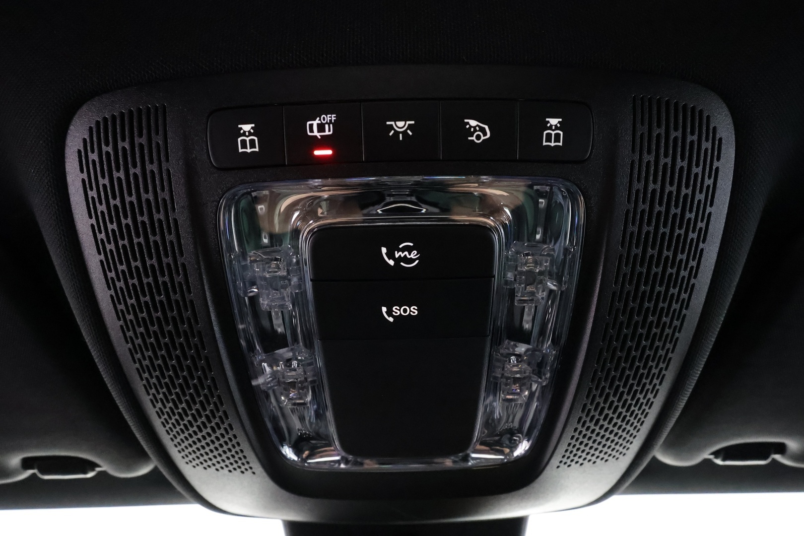 MERCEDES-BENZ A 2021