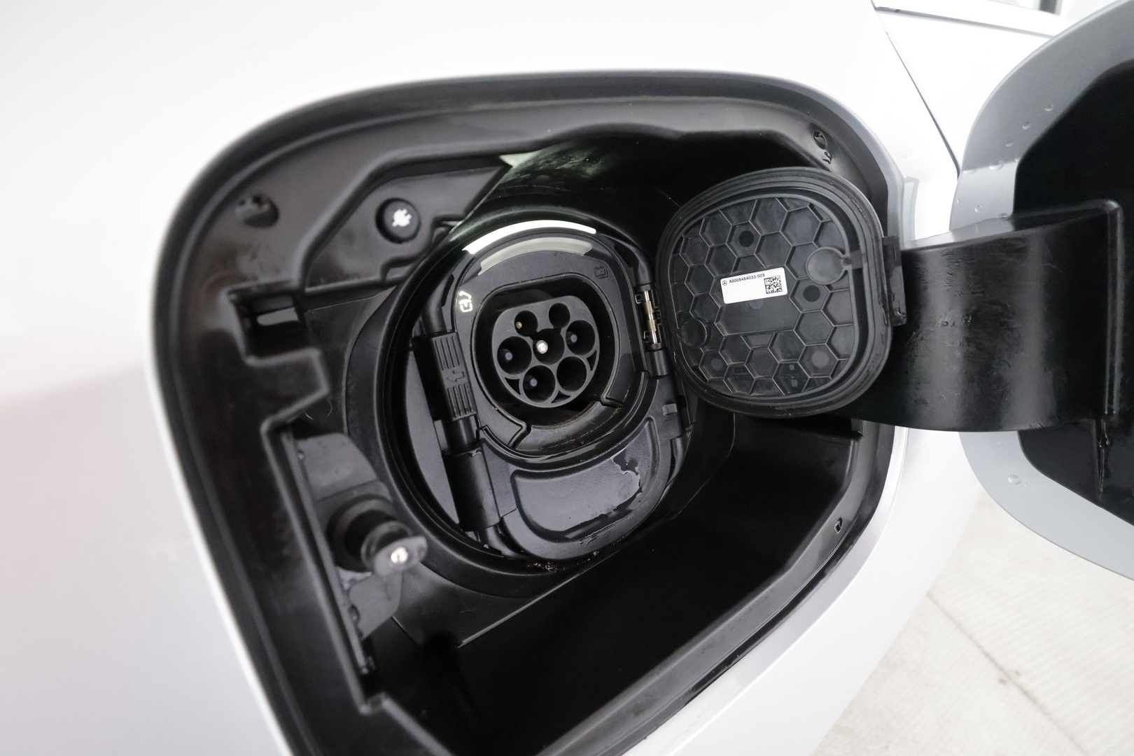 MERCEDES-BENZ A 2021