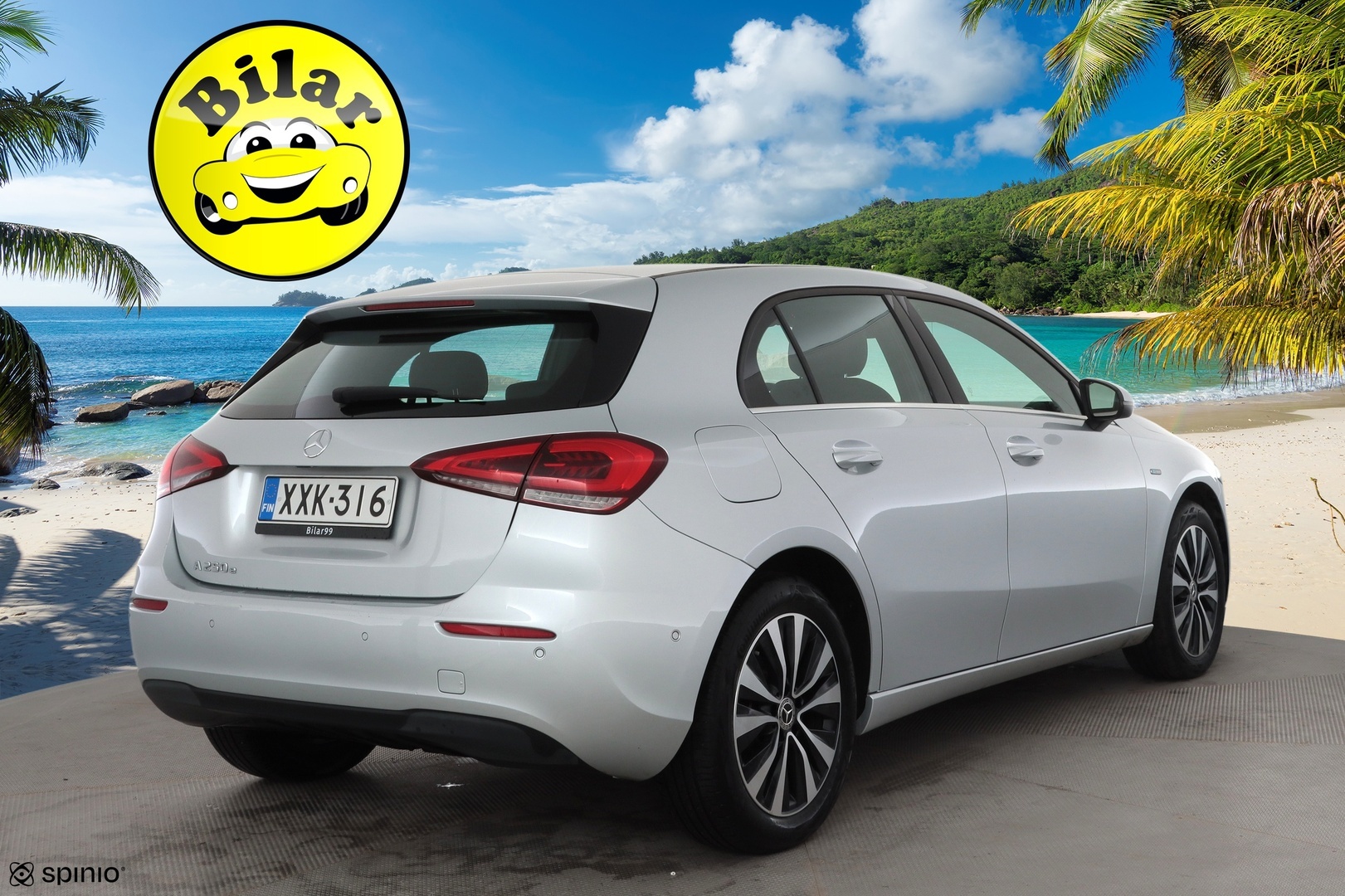 MERCEDES-BENZ A 2021