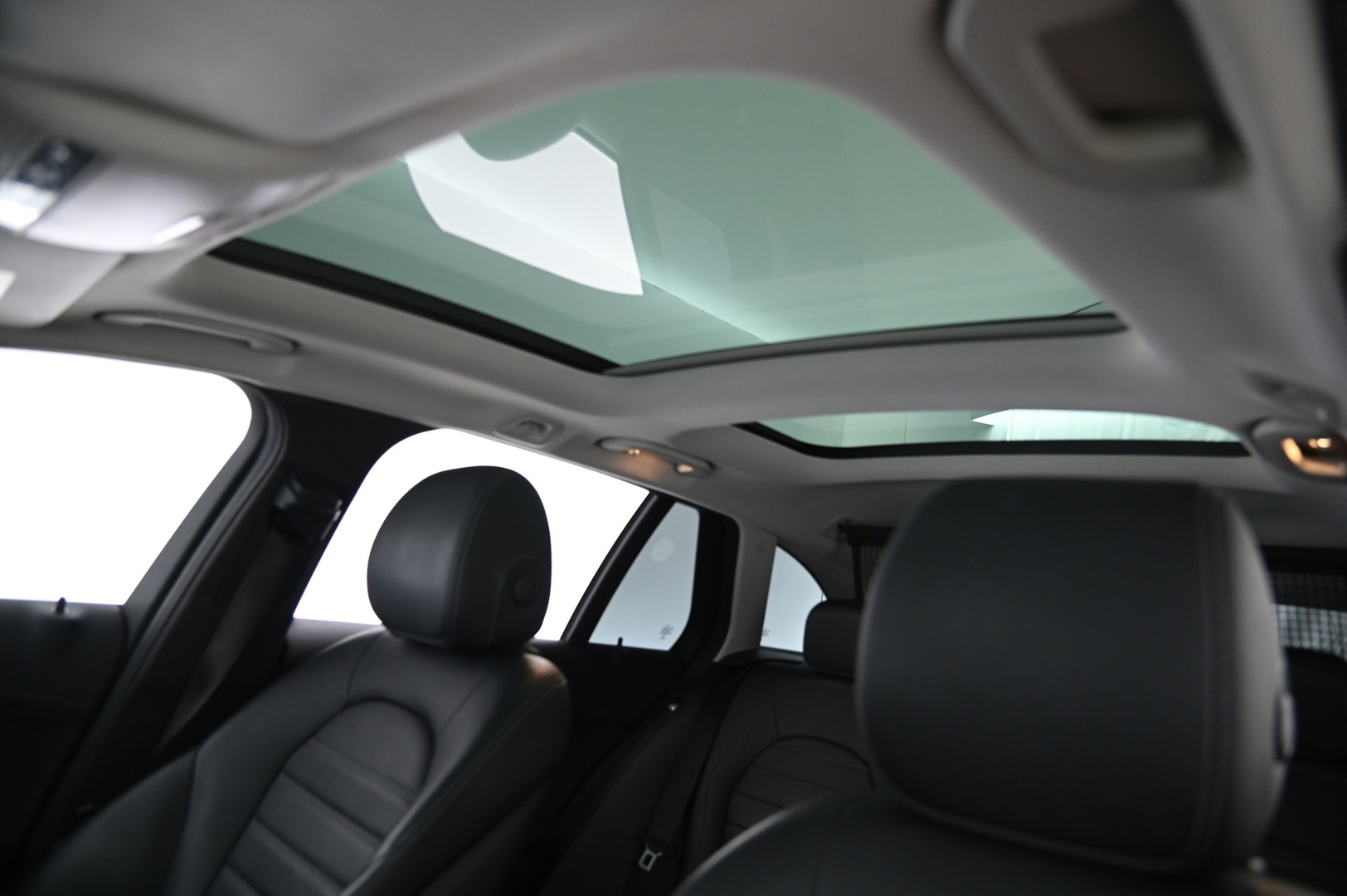 MERCEDES-BENZ C 2016