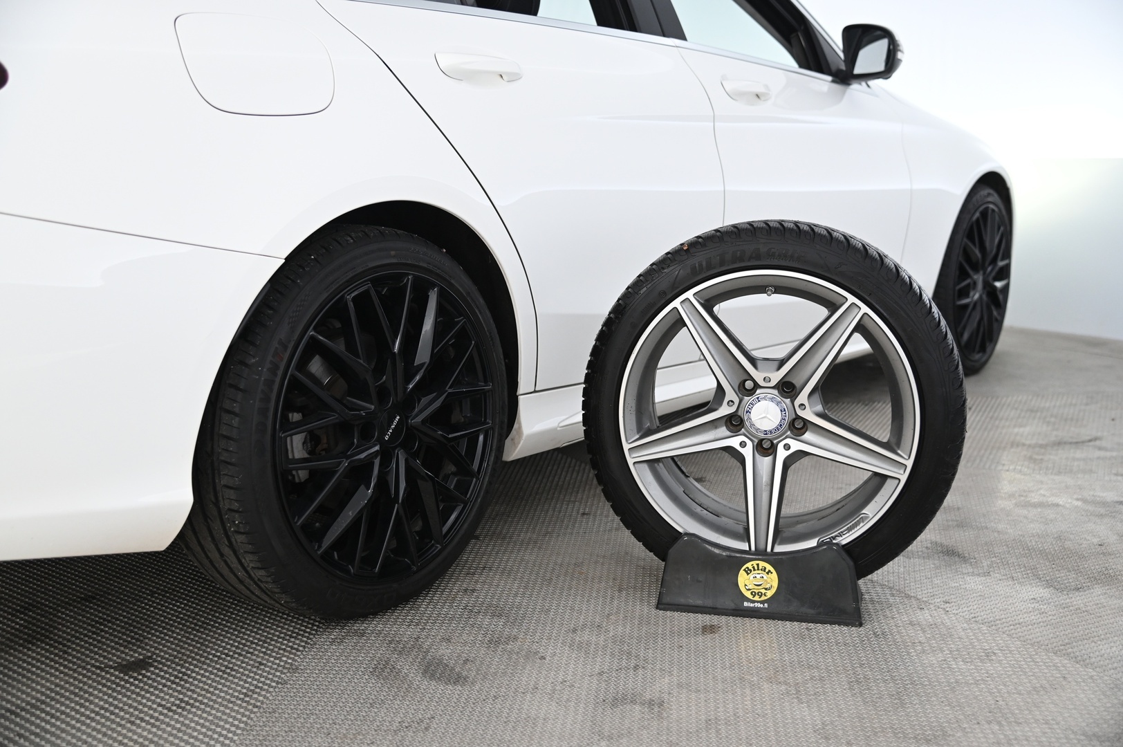 MERCEDES-BENZ C 2016