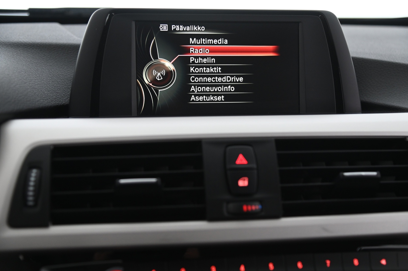 BMW 320 2017
