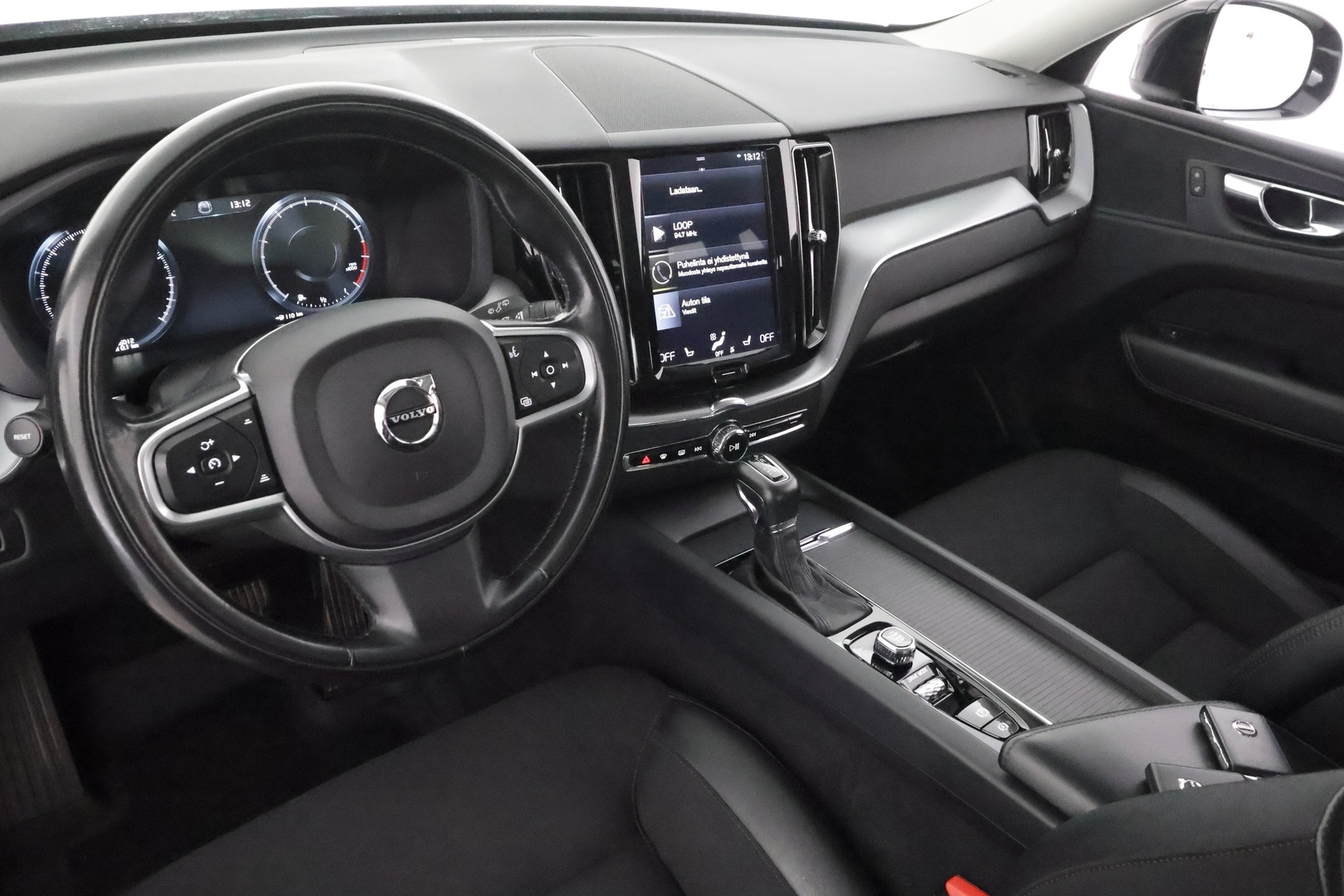 VOLVO XC60 2018