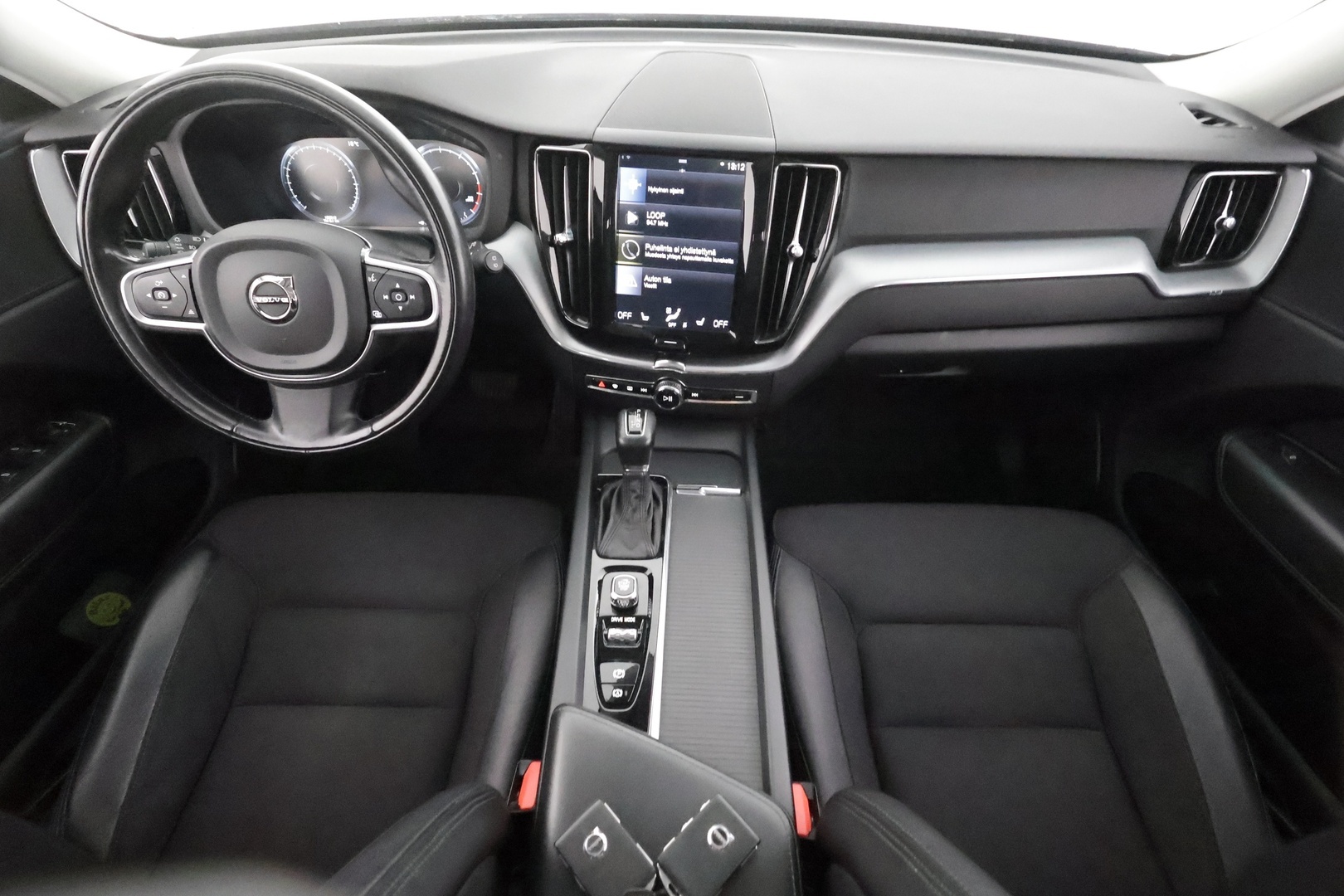 VOLVO XC60 2018