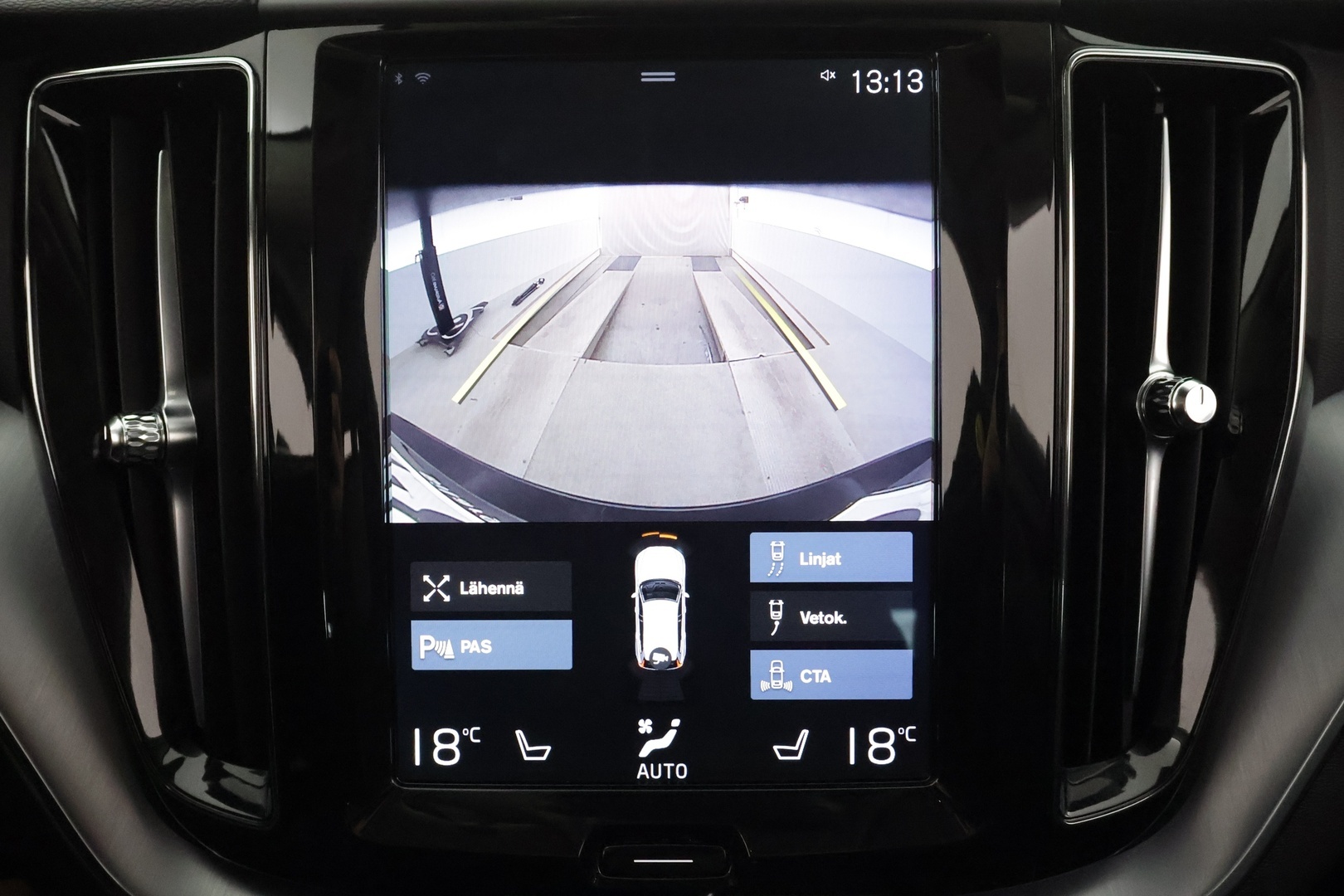 VOLVO XC60 2018