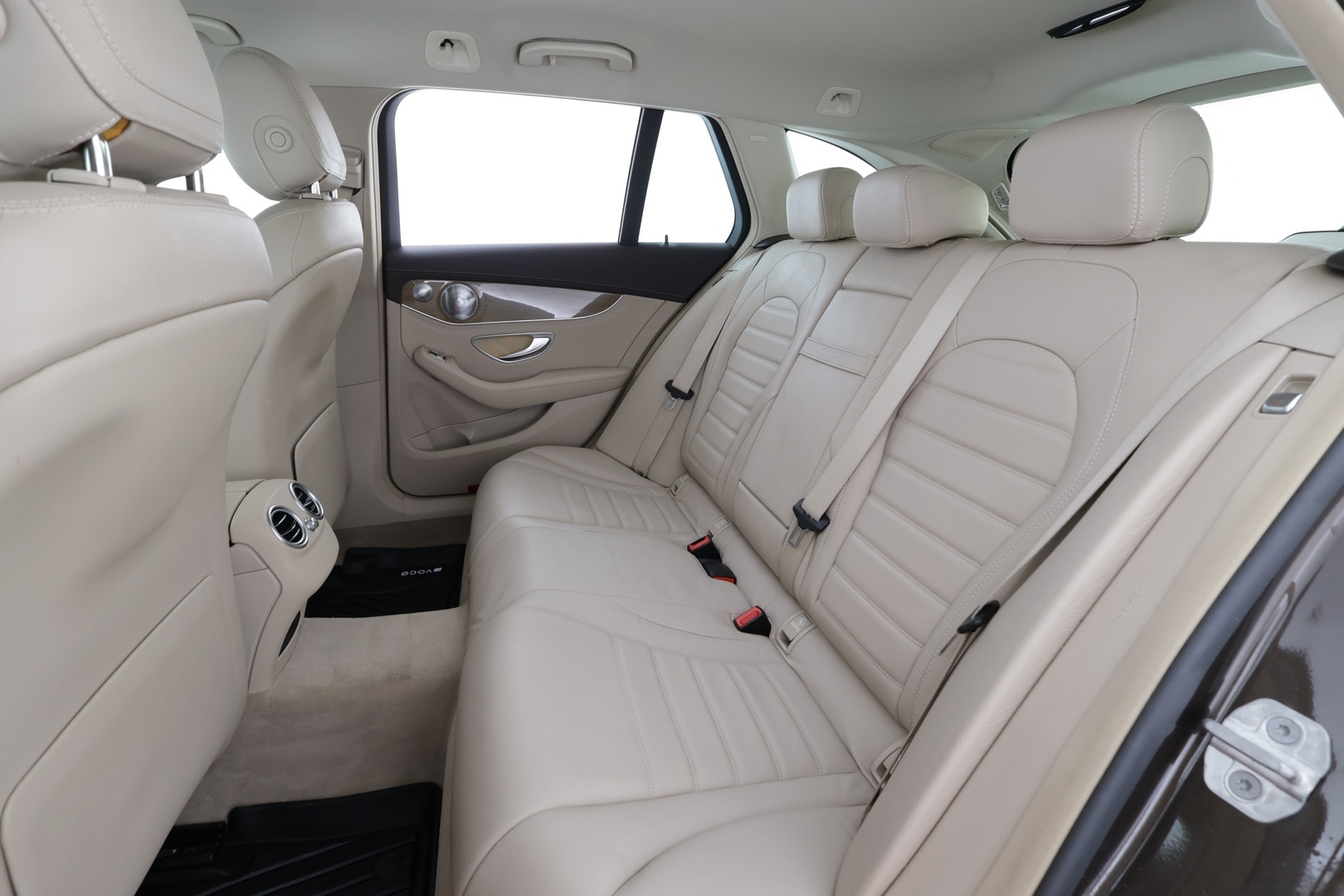MERCEDES-BENZ C 2015