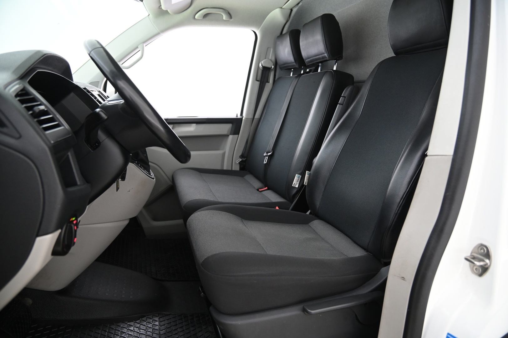 VOLKSWAGEN Transporter 2018