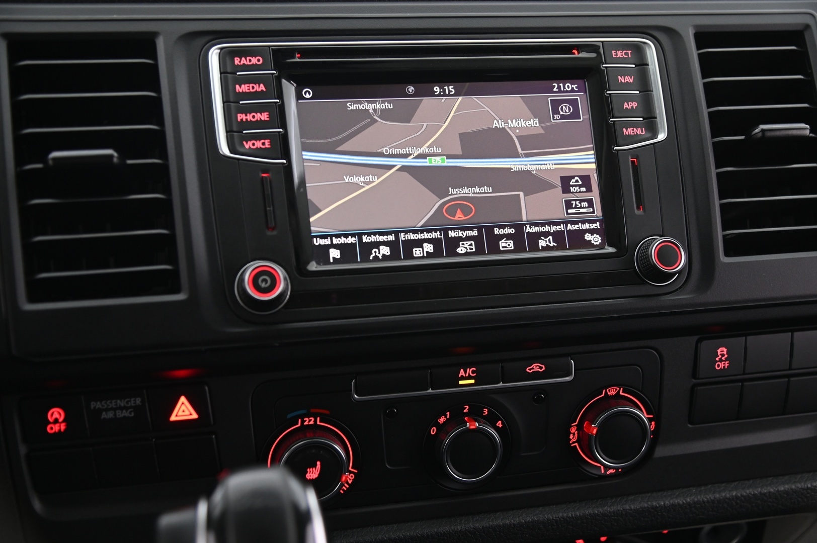 VOLKSWAGEN Transporter 2018