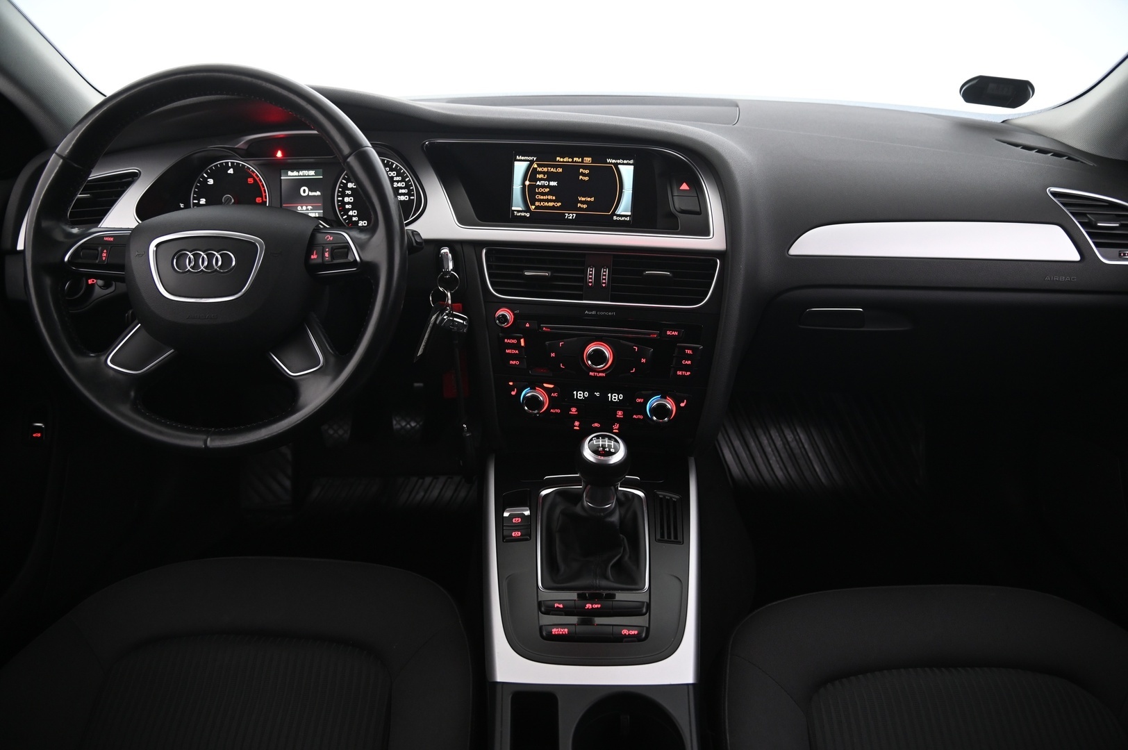 AUDI A4 2015