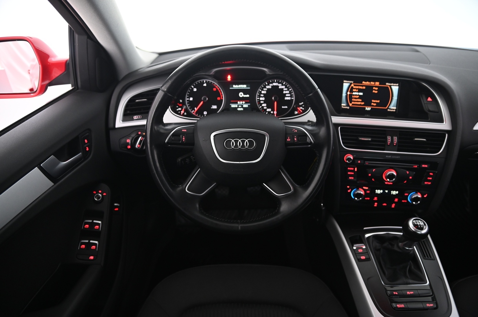 AUDI A4 2015