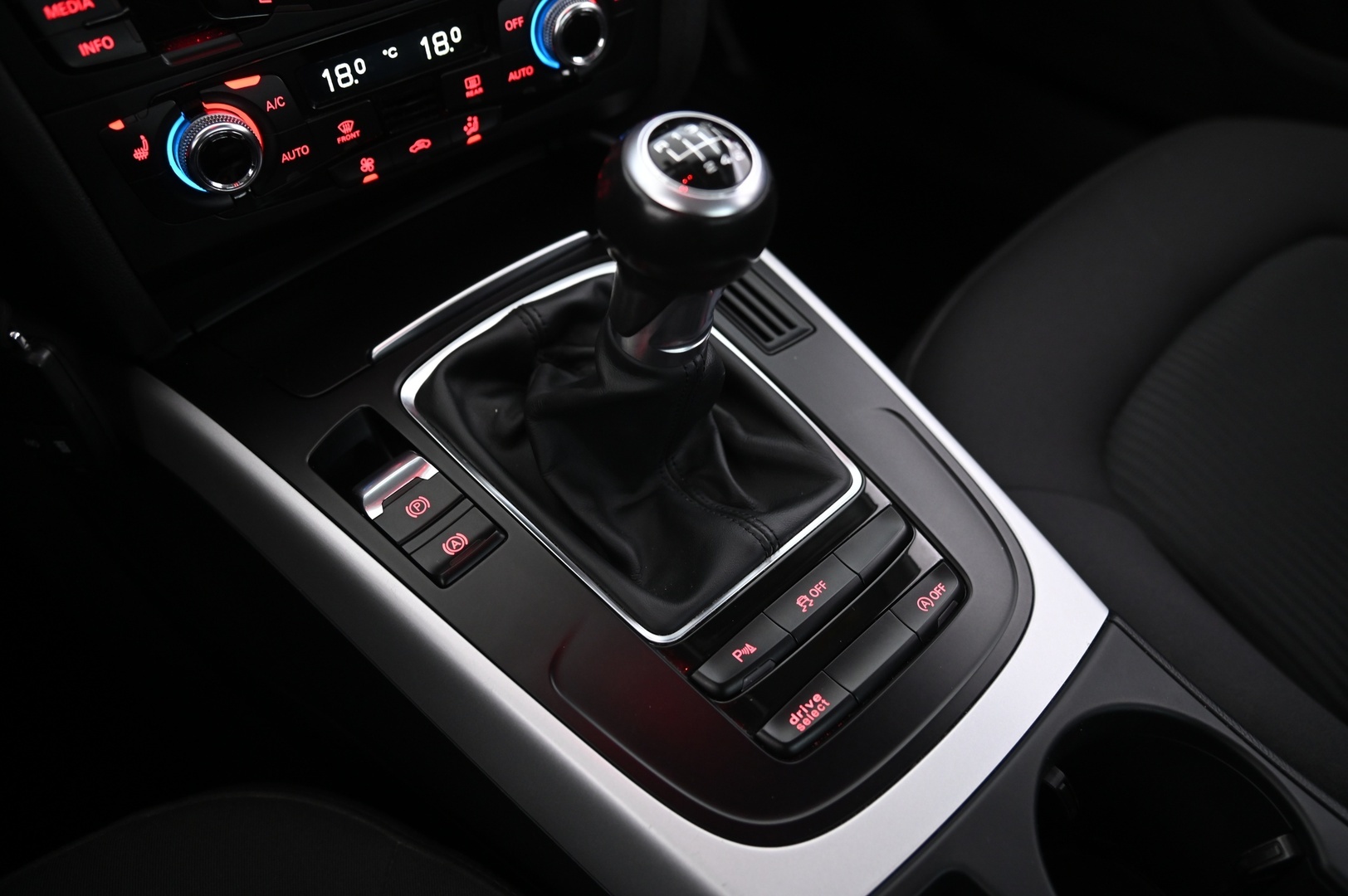 AUDI A4 2015