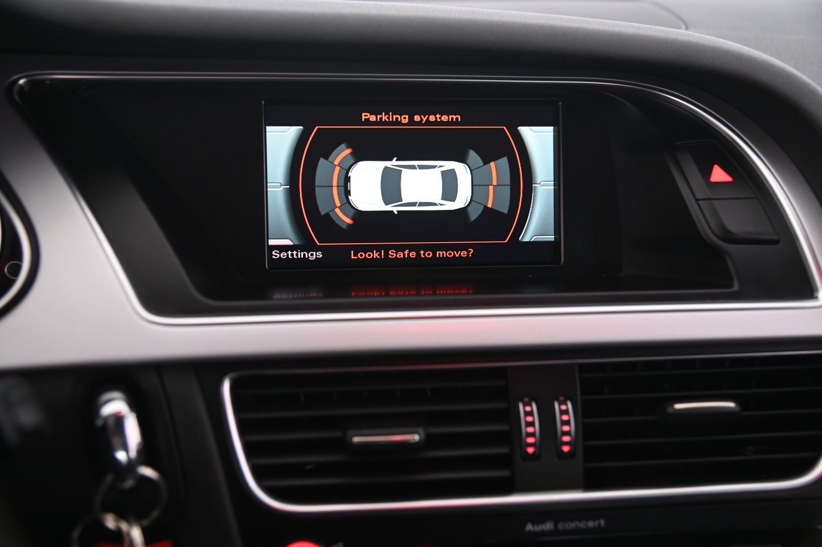 AUDI A4 2015