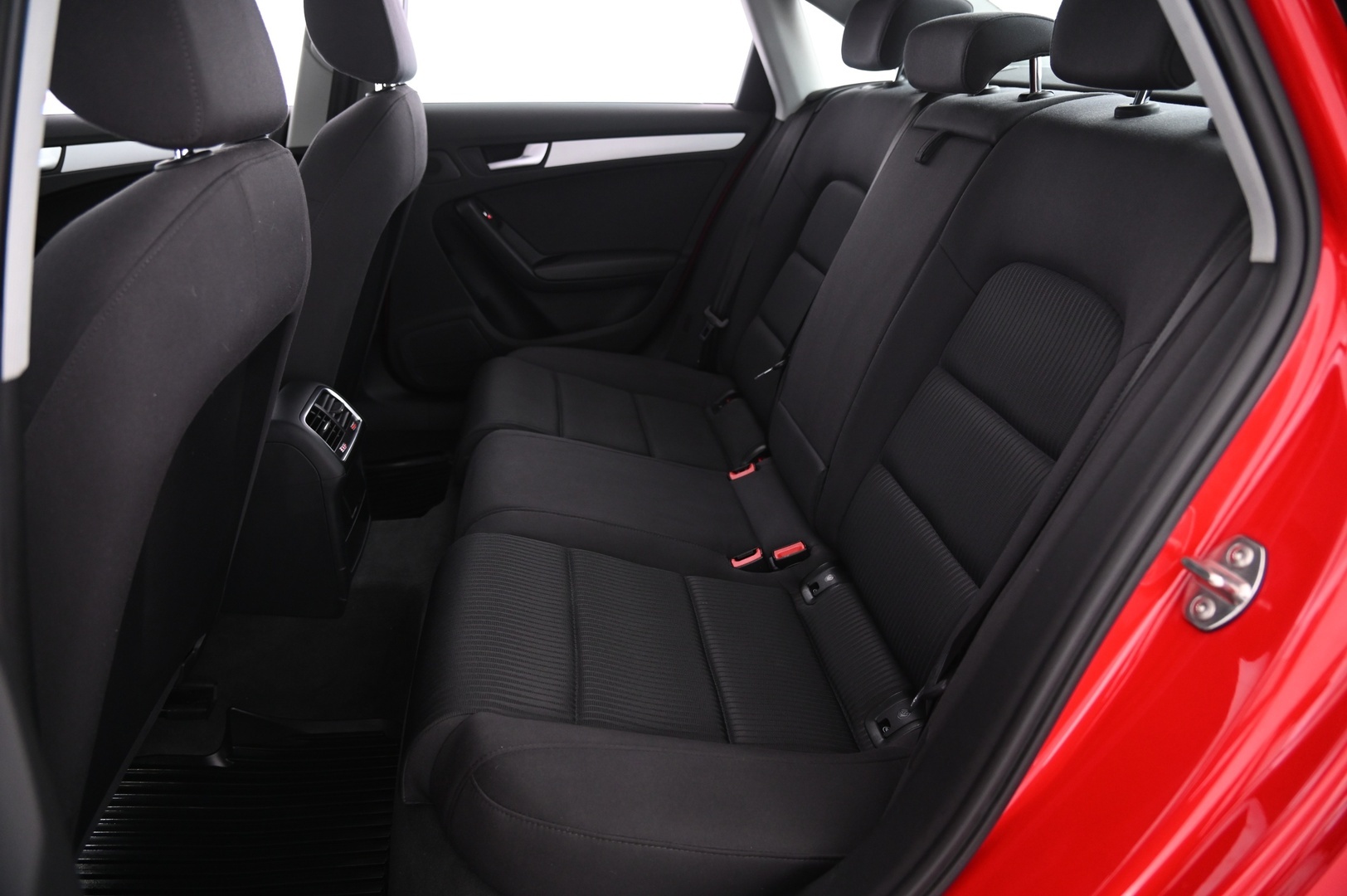 AUDI A4 2015